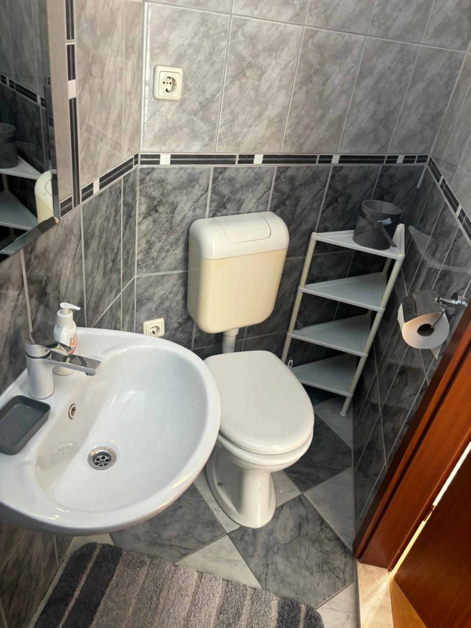 Apartmani Josipovic Baška Voda Exterior foto